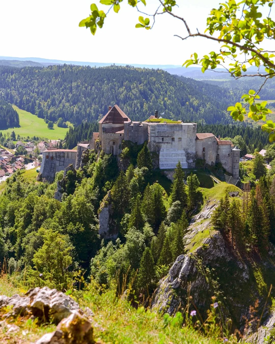 Top 5 des châteaux à visiter en Franche-Comté - Nomazia